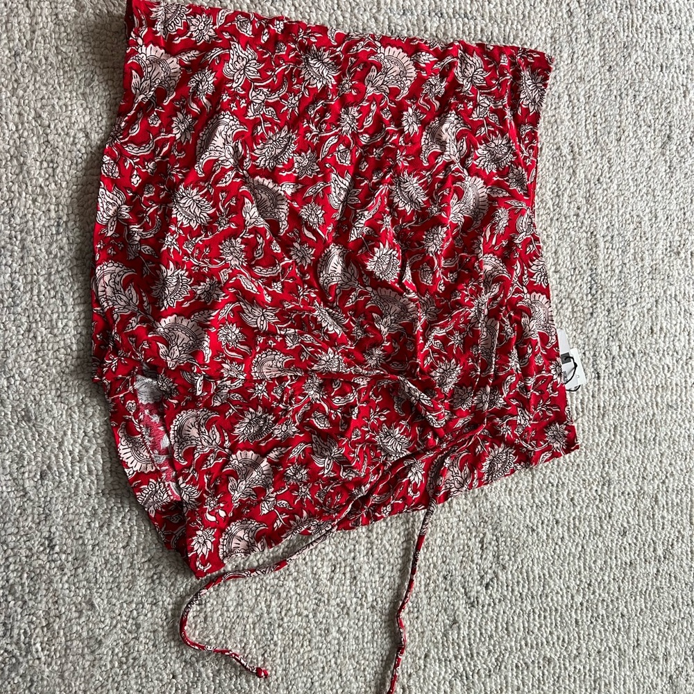 Zara Red and White Skorts with Floral Print and Ruching